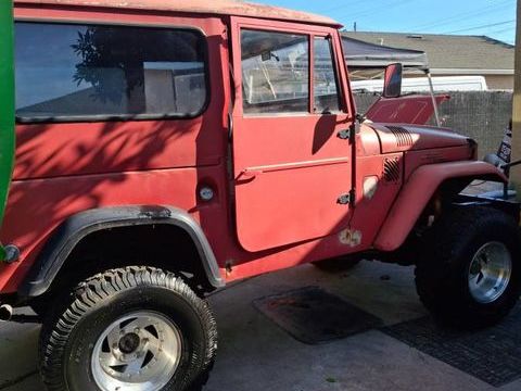 Toyota Land Cruiser 1968 1968 occasion Lyon 69002