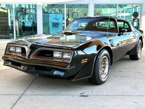 Pontiac Firebird 1981 1981 occasion Lyon 69002
