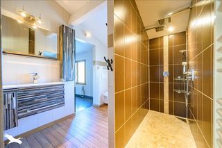  Maison  vendre 8 pices 144 m
