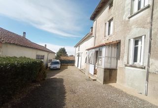  Maison  vendre 4 pices 145 m