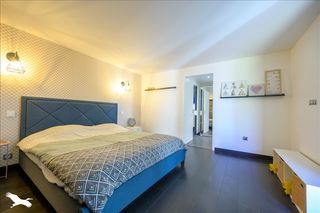  Maison  vendre 8 pices 215 m