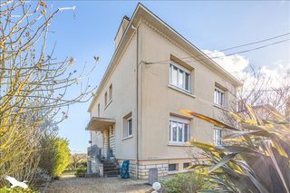  Maison  vendre 9 pices 197 m