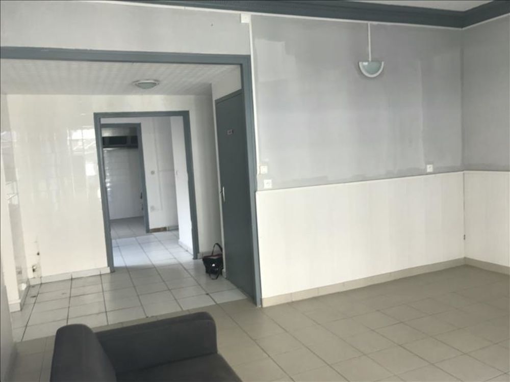 Vente Immeuble Immeuble de 0 pices principales St amand montrond