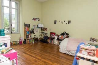  Maison  vendre 8 pices 300 m