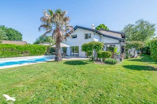 Maison  vendre 6 pices 188 m