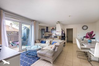  Appartement  vendre 4 pices 82 m