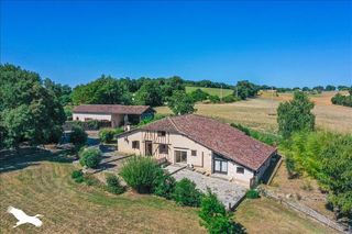  Maison  vendre 9 pices 268 m