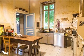  Maison  vendre 8 pices 300 m