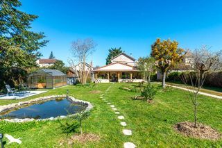  Maison  vendre 7 pices 190 m