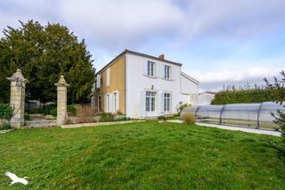  Maison  vendre 8 pices 263 m