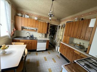  Maison  vendre 8 pices 134 m