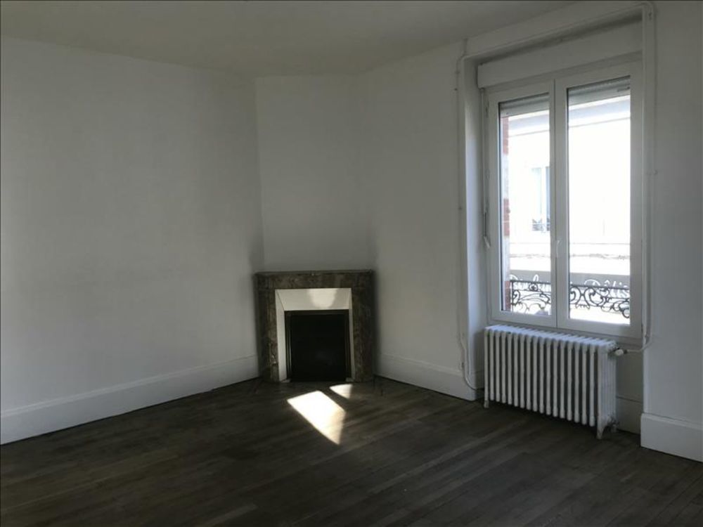 Vente Immeuble Immeuble de 0 pices principales St amand montrond