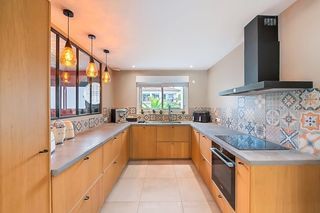  Maison  vendre 7 pices 174 m