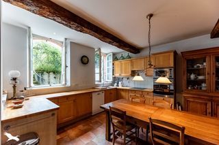  Maison  vendre 7 pices 230 m
