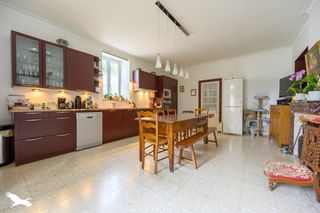  Maison  vendre 8 pices 263 m