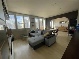  Appartement  vendre 4 pices 79 m