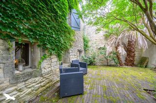  Maison  vendre 5 pices 196 m