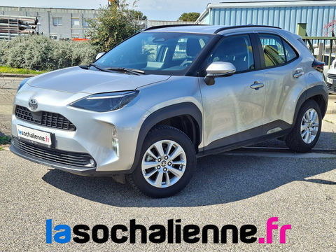 Toyota Yaris Cross 116h 2WD Dynamic Business + si&egrave;ges et volant chauffants + pe 2025 occasion Vitrolles 13127