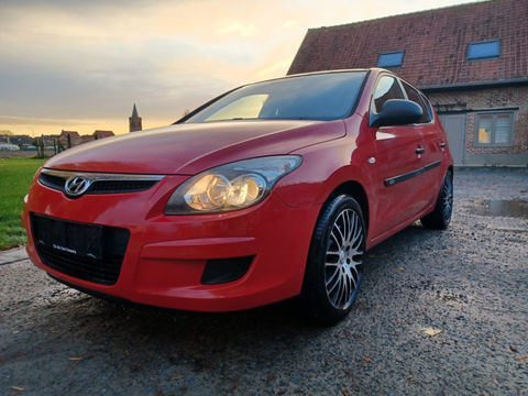 Hyundai i30 1.4I 110ch JA17/BLTH/GAR6M 2010 occasion Armenti&egrave;res 59280