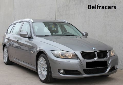 BMW S&eacute;rie 3 318i 143ch TOITPANO/REGVIT/PARKSENSOR/PARKSENSOR/XENON/GAR12 2011 occasion Armenti&egrave;res 59280