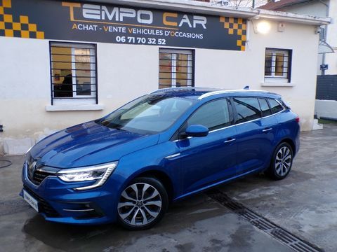 Renault M&eacute;gane III Estate Megane IV Estate TCe 140 EDC Techno 2022 occasion Clamart 92140