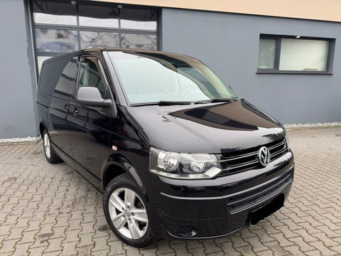 Volkswagen Caravelle 2.0 TDI 140 DSG7 Confortline 2015 occasion Montaigu 85600
