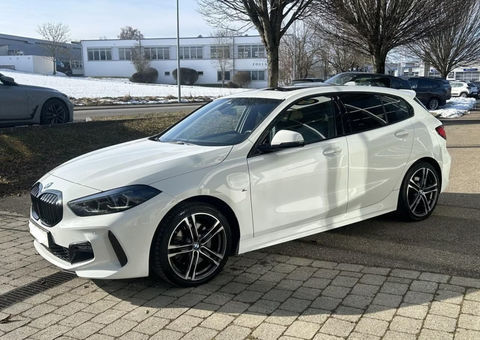 BMW S&eacute;rie 1 120i 178 ch DKG7 M Sport 2022 occasion Montaigu 85600