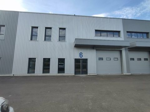 PARC VALINORD &agrave; LOUER 1838 38300 Bourgoin jallieu