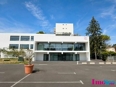 LOCAL COMMERCIAL &agrave; LOUER 3916 33200 Bordeaux