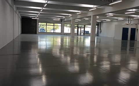 Local commercial &agrave; LOUER 6000 33370 Artigues pres bordeaux