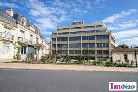 Bureaux &agrave; LOUER 875 33000 Bordeaux