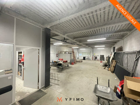 Local d'activité à LOUER 1750 78410 Aubergenville