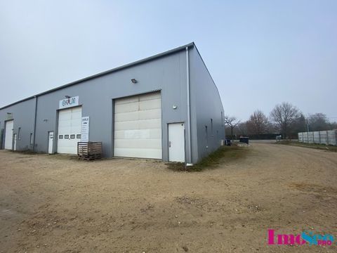 Entrep&ocirc;t / Local industriel &agrave; LOUER 1200 33380 Biganos