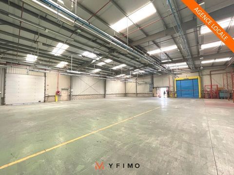 Cellule d'activit&eacute;/Stockage &agrave; LOUER 4154 78130 Les mureaux