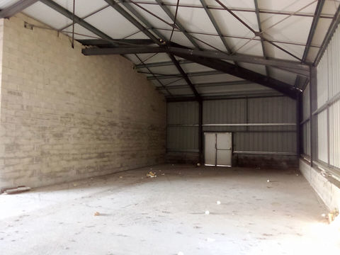 Entrep&ocirc;t / Local industriel &agrave; LOUER 2040 33320 Eysines