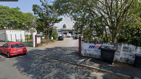 Bureaux &agrave; LOUER 600 33130 Begles