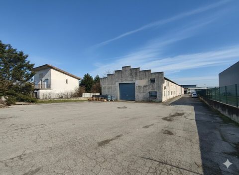 LOCAL D'ACTIVITE &agrave; LOUER 10500 38290 La verpilli�re