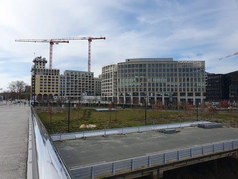 Local commercial &agrave; LOUER 9394 33800 Bordeaux