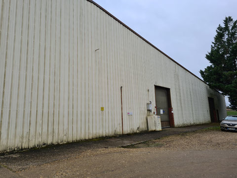 Entrep&ocirc;t / Local industriel &agrave; LOUER 12750 33720 Podensac