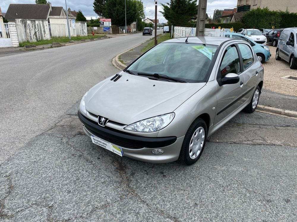 NEW AUTO OCCASION Peugeot 206 1.4 HDi Pack Nav