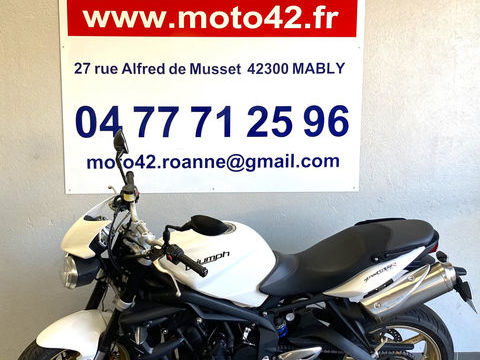 Moto TRIUMPH 2011 occasion Mably 42300