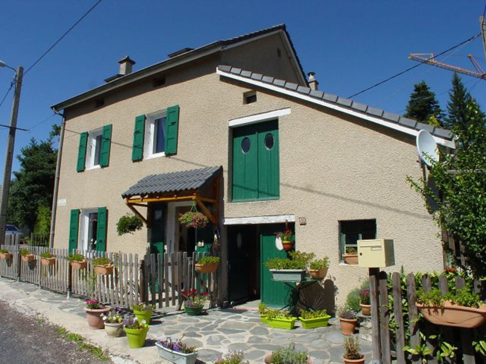 AGENCE DU PLATEAU Maison 5 pièce(s)