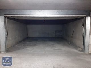  Parking / Garage � louer 