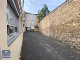  Parking / Garage � louer 