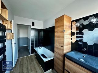  Appartement � louer 4 pi�ces 86 m�