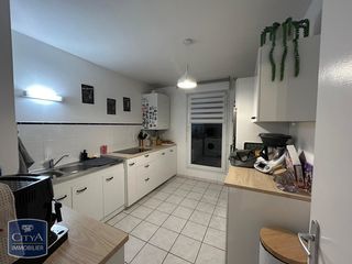  Appartement � louer 4 pi�ces 98 m�