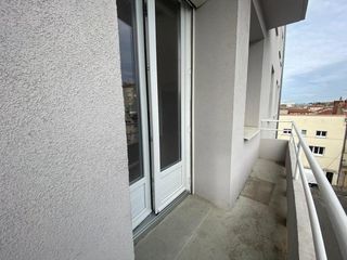  Appartement � louer 4 pi�ces 132 m�