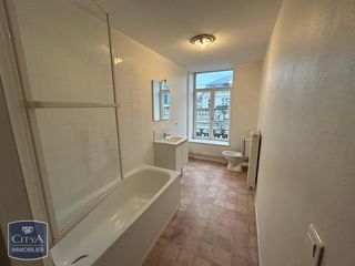  Appartement � louer 3 pi�ces 125 m�