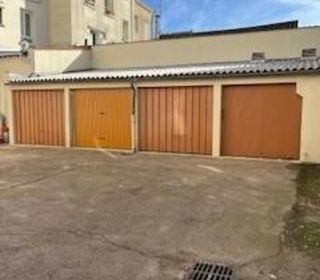  Parking / Garage � louer 10 m�