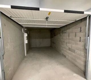  Parking / Garage � louer 